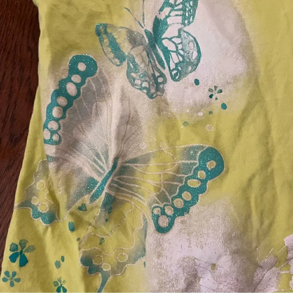 Beautiful glittery butterfly size 2T baby Gap t shirt